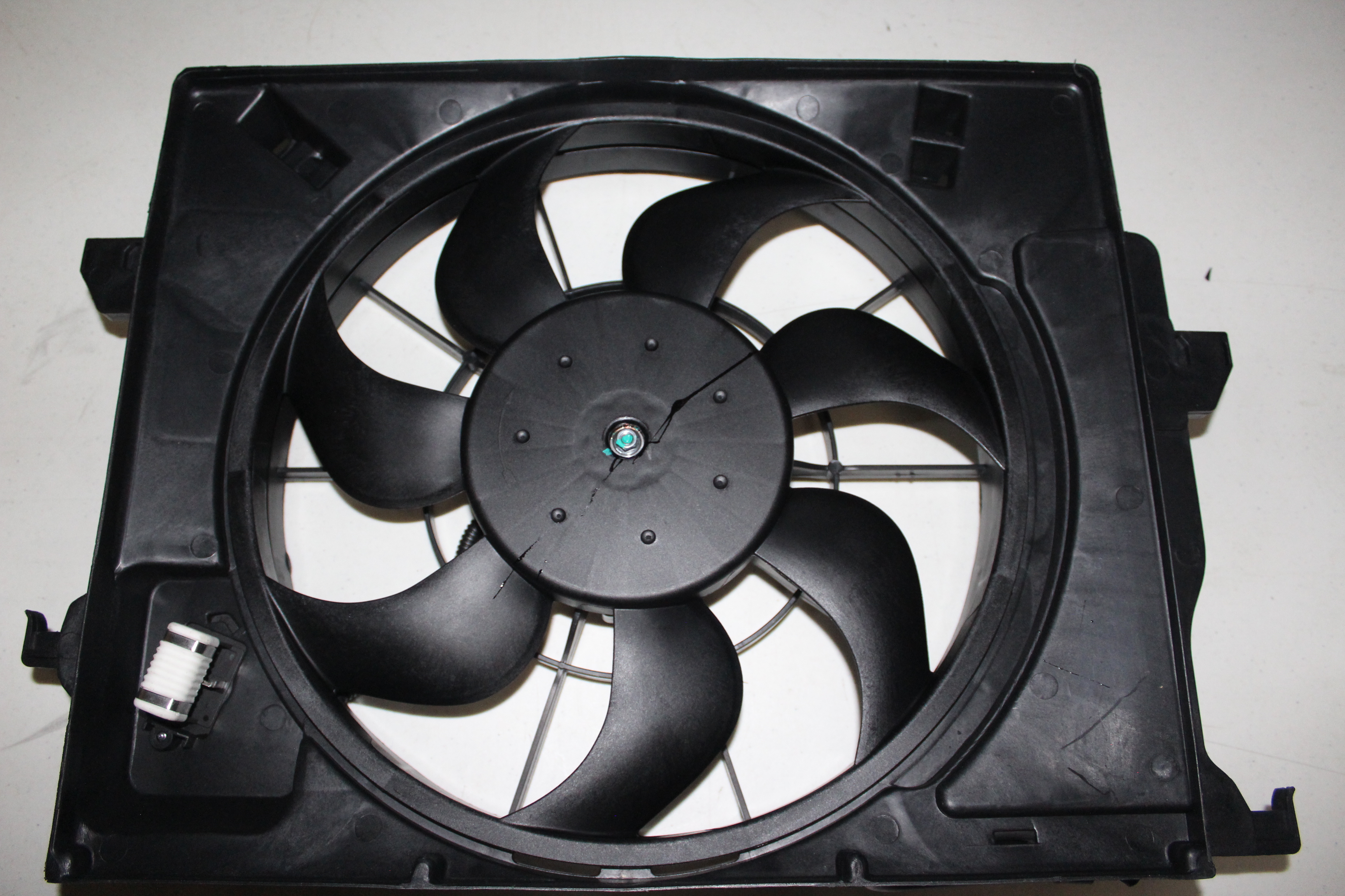 MOTOVENTILADOR DODGE ATITTUDE  2012-2016 CON AIRE